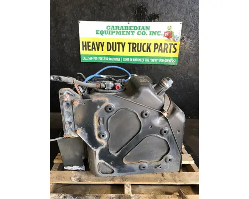 FREIGHTLINER Cascadia 125 DEF Tank