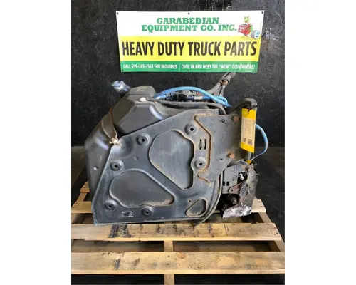 FREIGHTLINER Cascadia 125 DEF Tank