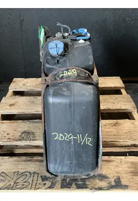 FREIGHTLINER Cascadia 125 DEF Tank