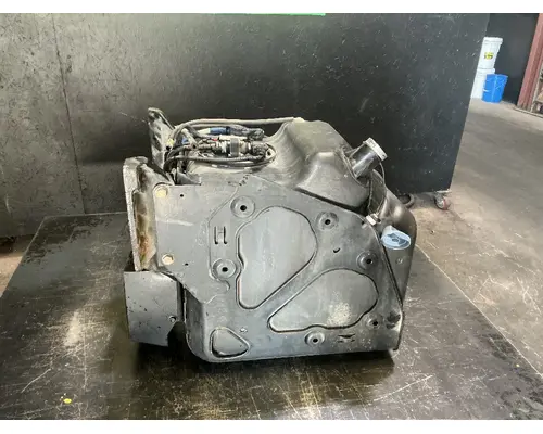 FREIGHTLINER Cascadia 125 DEF Tank