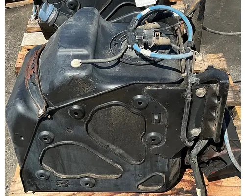 FREIGHTLINER Cascadia 125 DEF Tank