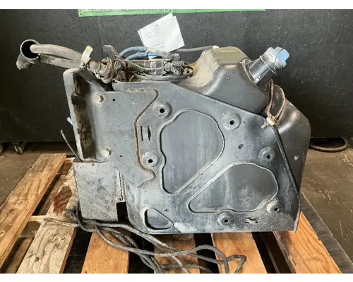 FREIGHTLINER Cascadia 125 DEF Tank