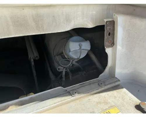 FREIGHTLINER Cascadia 125 DEF Tank