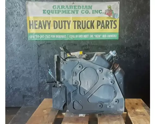 FREIGHTLINER Cascadia 125 DEF Tank