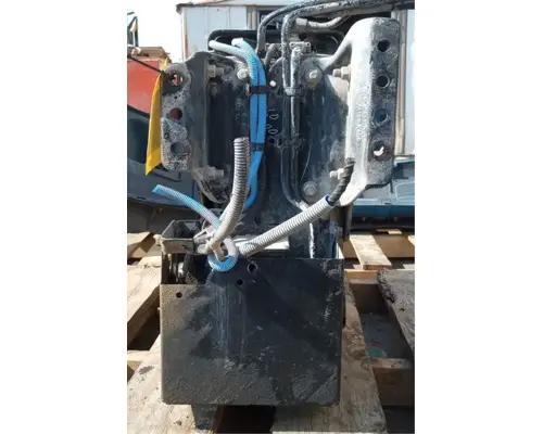 FREIGHTLINER Cascadia 125 DEF Tank