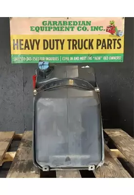 FREIGHTLINER Cascadia 125 DEF Tank