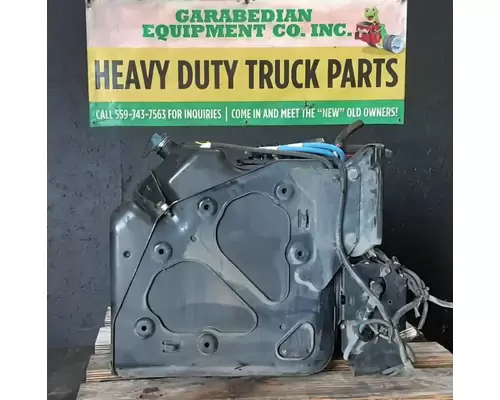 FREIGHTLINER Cascadia 125 DEF Tank