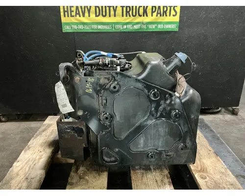 FREIGHTLINER Cascadia 125 DEF Tank