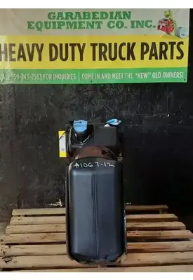 FREIGHTLINER Cascadia 125 DEF Tank