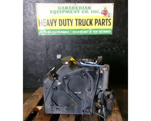 FREIGHTLINER Cascadia 125 DEF Tank