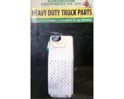 FREIGHTLINER Cascadia 125 DEF Tank