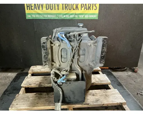 FREIGHTLINER Cascadia 125 DEF Tank