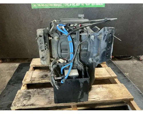 FREIGHTLINER Cascadia 125 DEF Tank