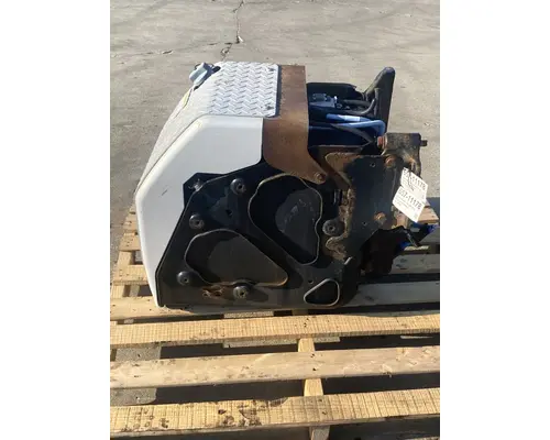 FREIGHTLINER Cascadia 125 DPF (Diesel Particulate Filter)