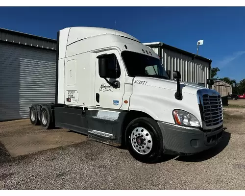 FREIGHTLINER Cascadia 125 DPF (Diesel Particulate Filter)