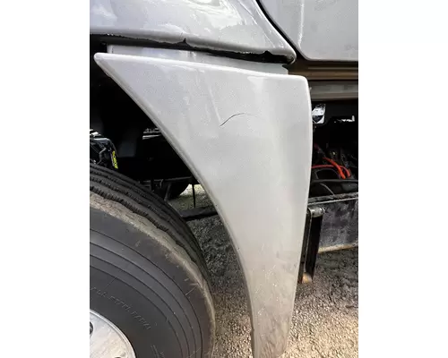 FREIGHTLINER Cascadia 125 DPF (Diesel Particulate Filter)