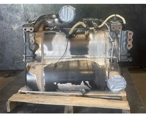 FREIGHTLINER Cascadia 125 DPF (Diesel Particulate Filter)