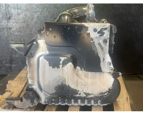 FREIGHTLINER Cascadia 125 DPF (Diesel Particulate Filter)