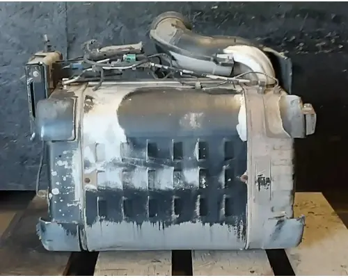 FREIGHTLINER Cascadia 125 DPF (Diesel Particulate Filter)