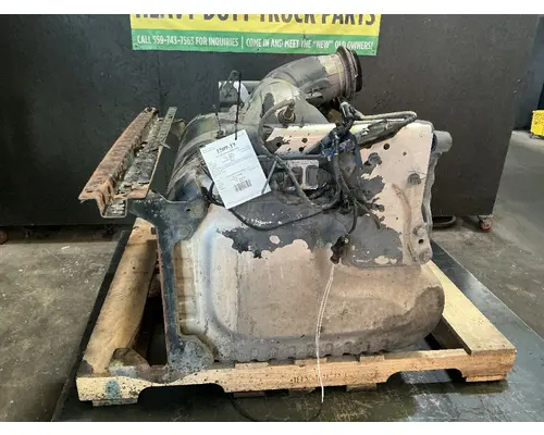 FREIGHTLINER Cascadia 125 DPF (Diesel Particulate Filter)