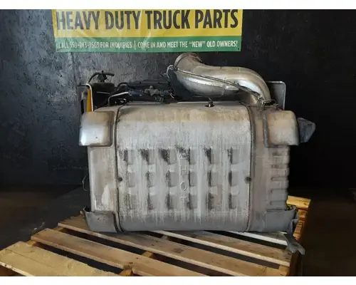 FREIGHTLINER Cascadia 125 DPF (Diesel Particulate Filter)