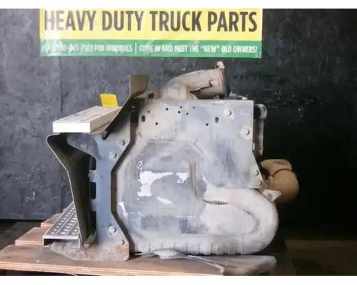 FREIGHTLINER Cascadia 125 DPF (Diesel Particulate Filter)