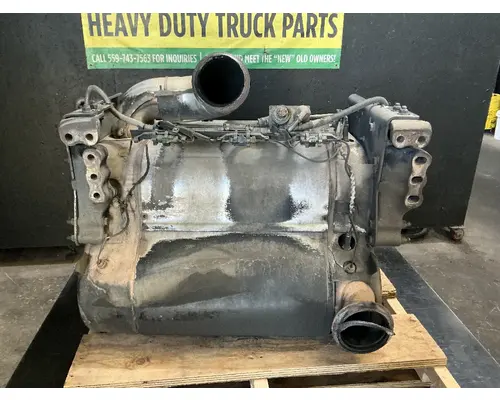 FREIGHTLINER Cascadia 125 DPF (Diesel Particulate Filter)