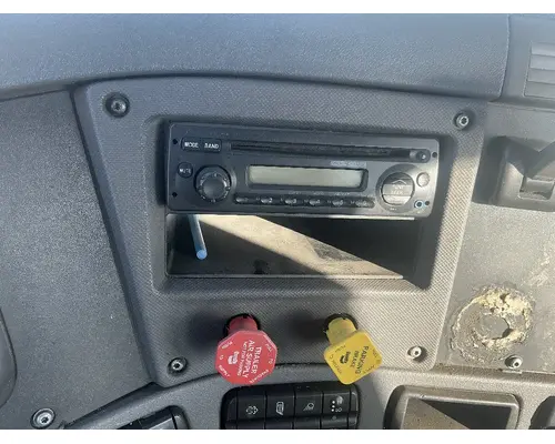 FREIGHTLINER Cascadia 125 Dash Panel
