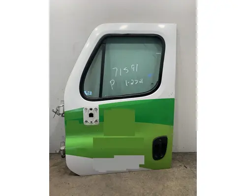FREIGHTLINER Cascadia 125 Door Assembly, Front