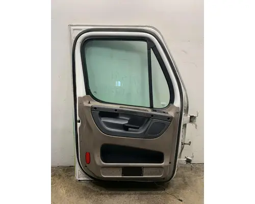 FREIGHTLINER Cascadia 125 Door Assembly, Front