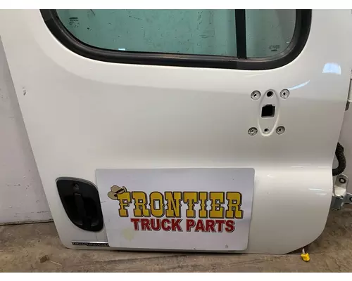 FREIGHTLINER Cascadia 125 Door Assembly, Front
