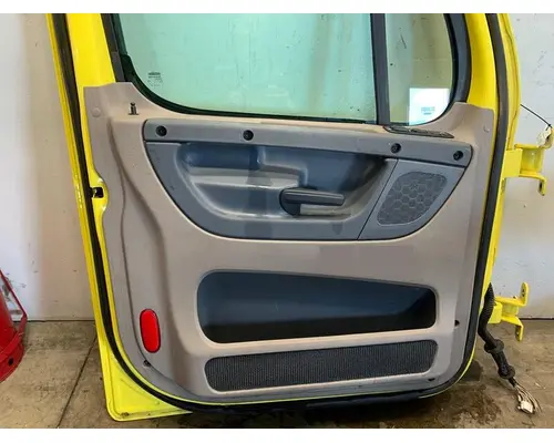 FREIGHTLINER Cascadia 125 Door Assembly, Front