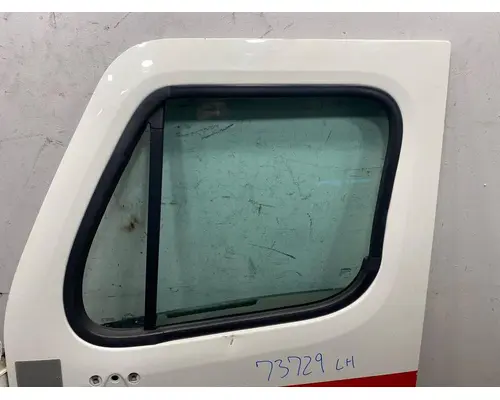 FREIGHTLINER Cascadia 125 Door Assembly, Front