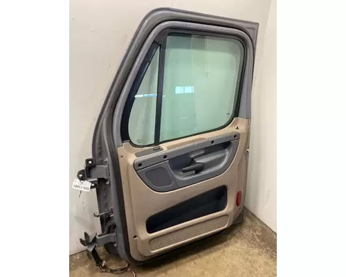 FREIGHTLINER Cascadia 125 Door Assembly, Front
