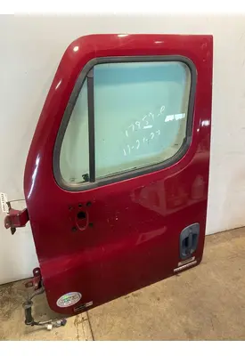 FREIGHTLINER Cascadia 125 Door Assembly, Front