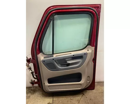 FREIGHTLINER Cascadia 125 Door Assembly, Front