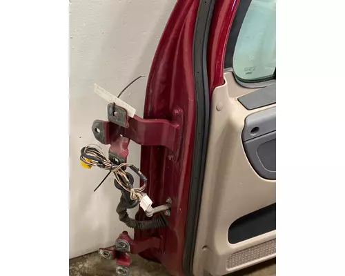 FREIGHTLINER Cascadia 125 Door Assembly, Front