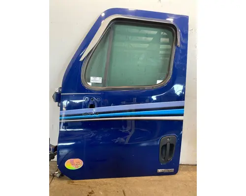 FREIGHTLINER Cascadia 125 Door Assembly, Front