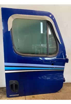 FREIGHTLINER Cascadia 125 Door Assembly, Front