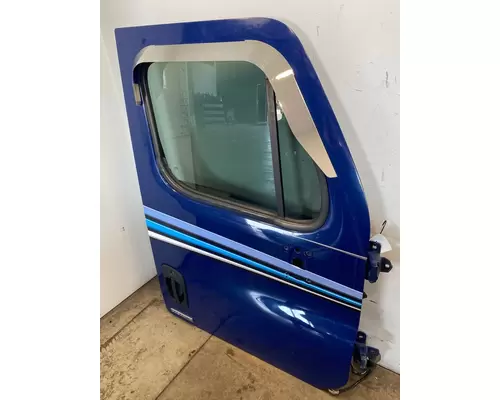 FREIGHTLINER Cascadia 125 Door Assembly, Front