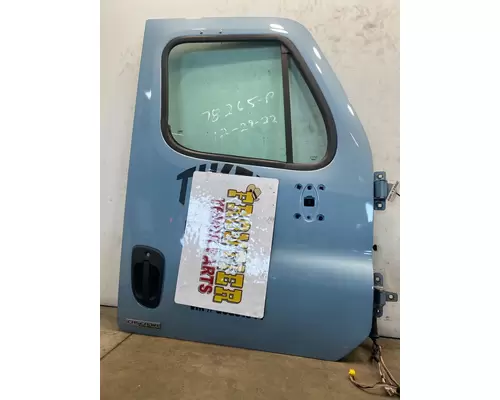 FREIGHTLINER Cascadia 125 Door Assembly, Front