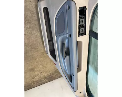 FREIGHTLINER Cascadia 125 Door Assembly, Front