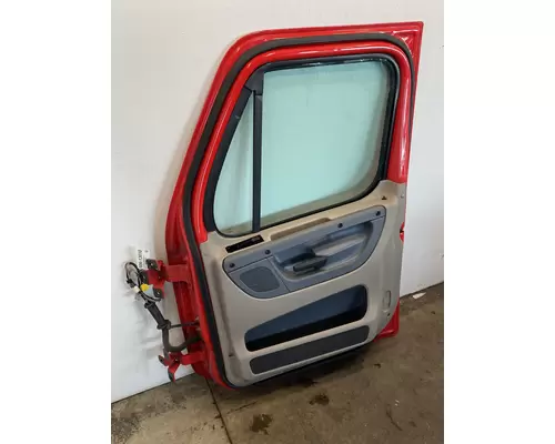 FREIGHTLINER Cascadia 125 Door Assembly, Front