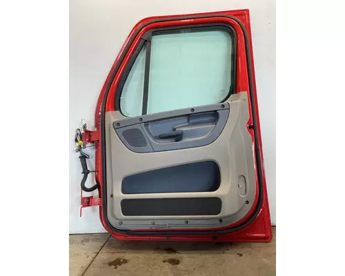 FREIGHTLINER Cascadia 125 Door Assembly, Front