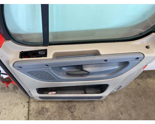 FREIGHTLINER Cascadia 125 Door Assembly, Front
