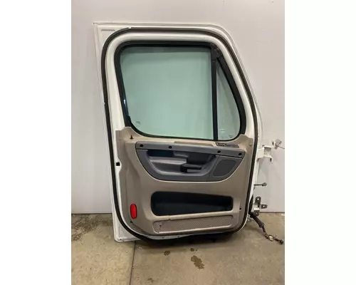 FREIGHTLINER Cascadia 125 Door Assembly, Front