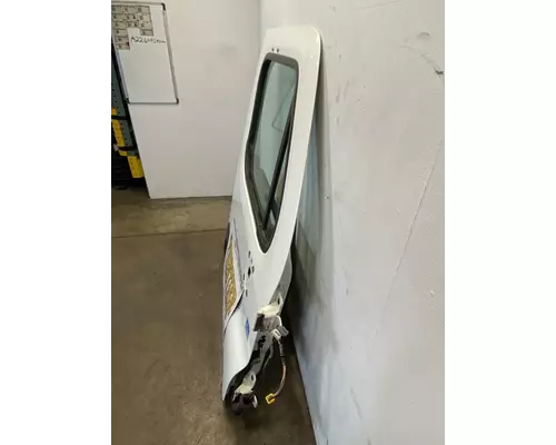 FREIGHTLINER Cascadia 125 Door Assembly, Front