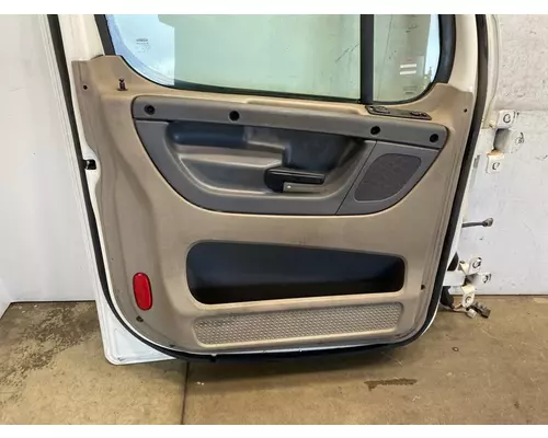 FREIGHTLINER Cascadia 125 Door Assembly, Front