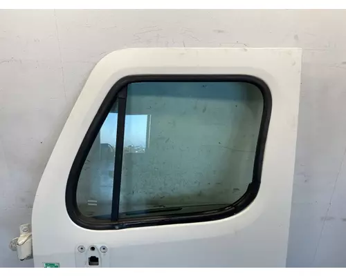 FREIGHTLINER Cascadia 125 Door Assembly, Front