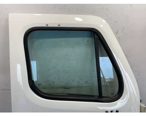 FREIGHTLINER Cascadia 125 Door Assembly, Front